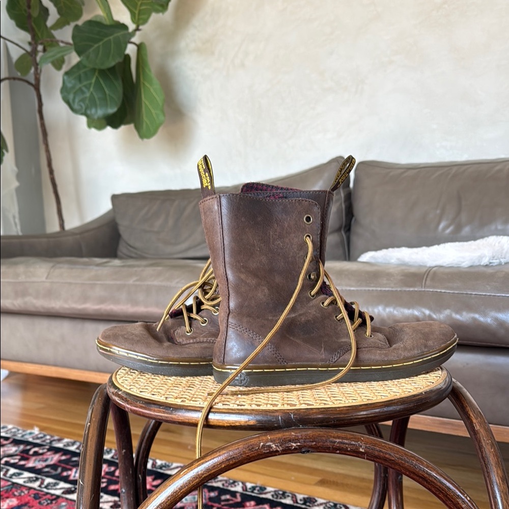 Dr Marten Airwair Bouncing Sole Brown Leather Boots with Yellow Laces